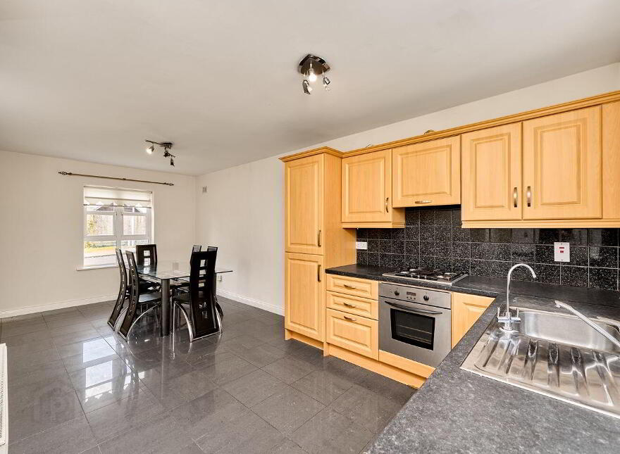 32 Edgeworth Court, Longwood, A83Y421