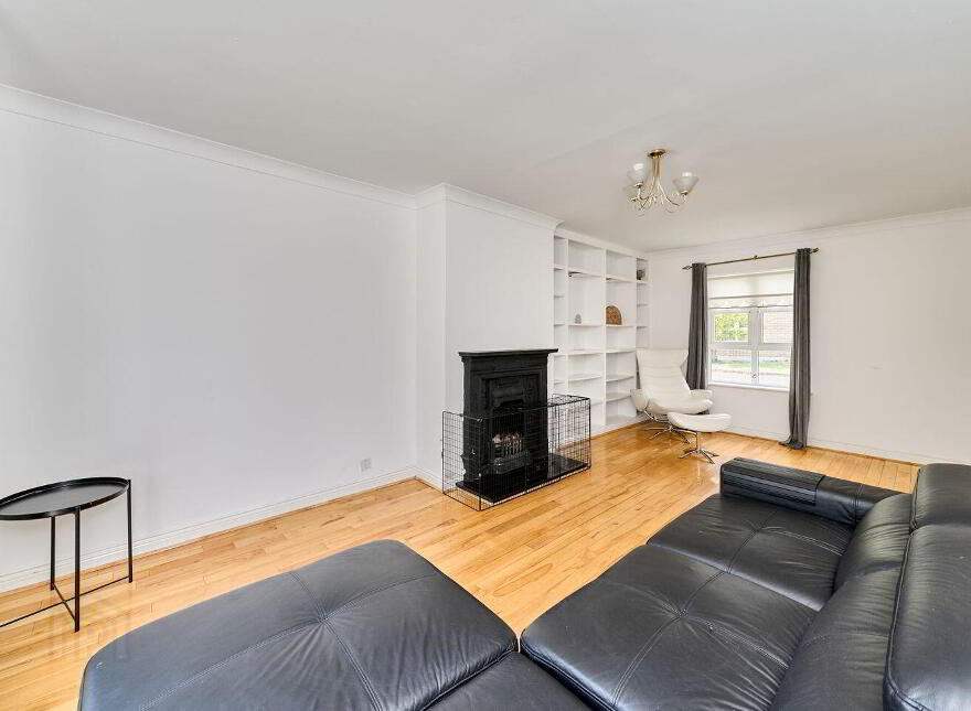 32 Edgeworth Court, Longwood, A83Y421