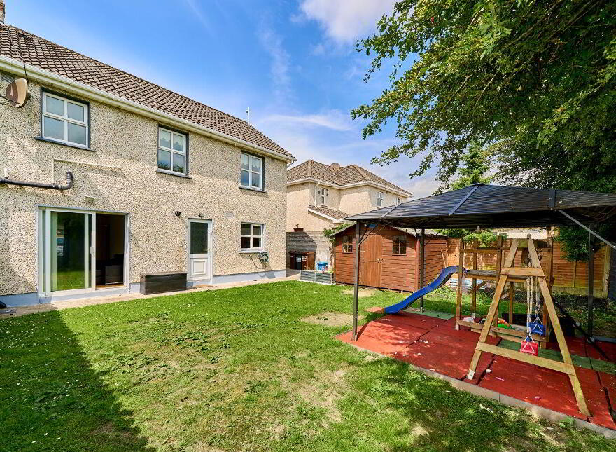 32 Edgeworth Court, Longwood, A83Y421