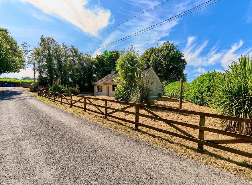 Cappagh, Enfield, A83DT61
