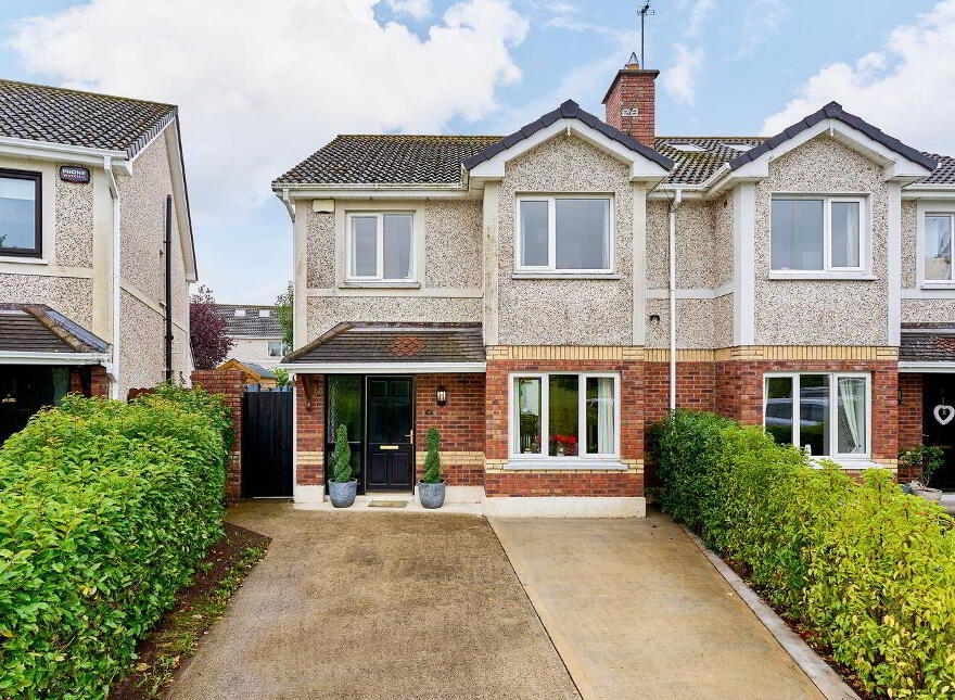 10 The Park, Rathdale, Enfield, A83X950 photo