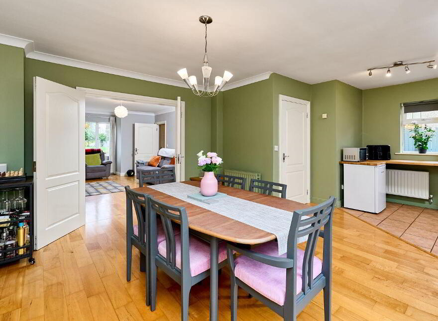 10 The Park, Rathdale, Enfield, A83X950
