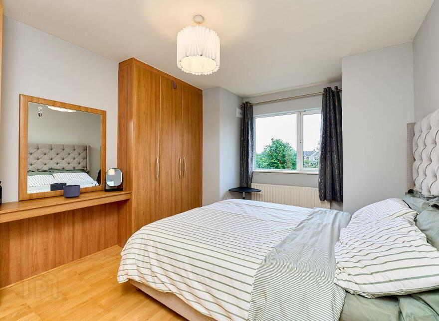 10 The Park, Rathdale, Enfield, A83X950