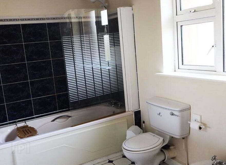 Rathdown House, Rathdown Park, Greystones, A63W778
