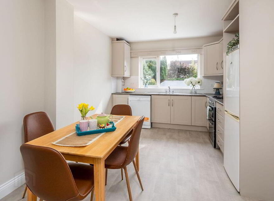 85 Meadowlands, Broomfield Village, Midleton, P25VY96