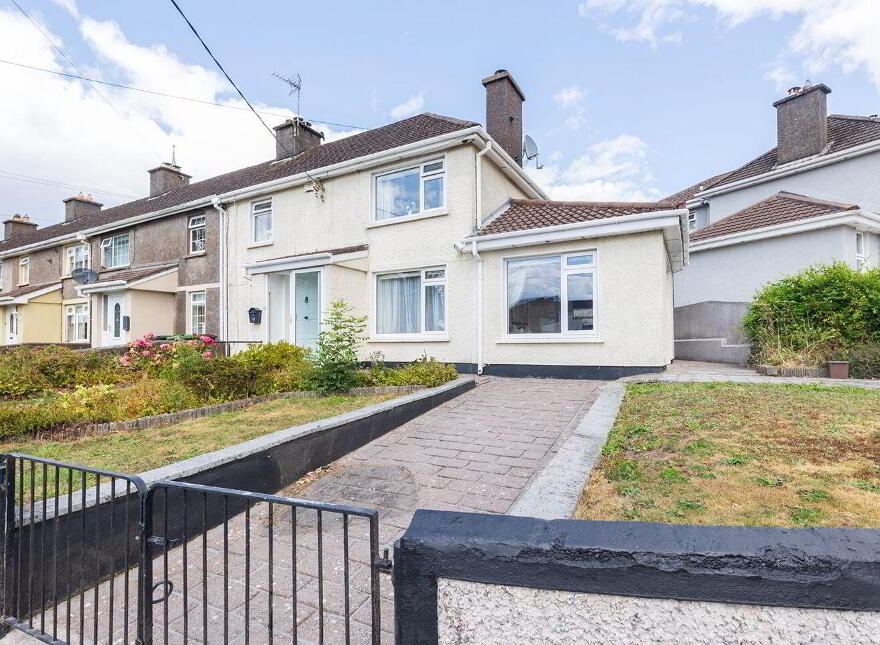 11 Lotabeg Terrace, Mayfield, Silversprings, T23F9V6