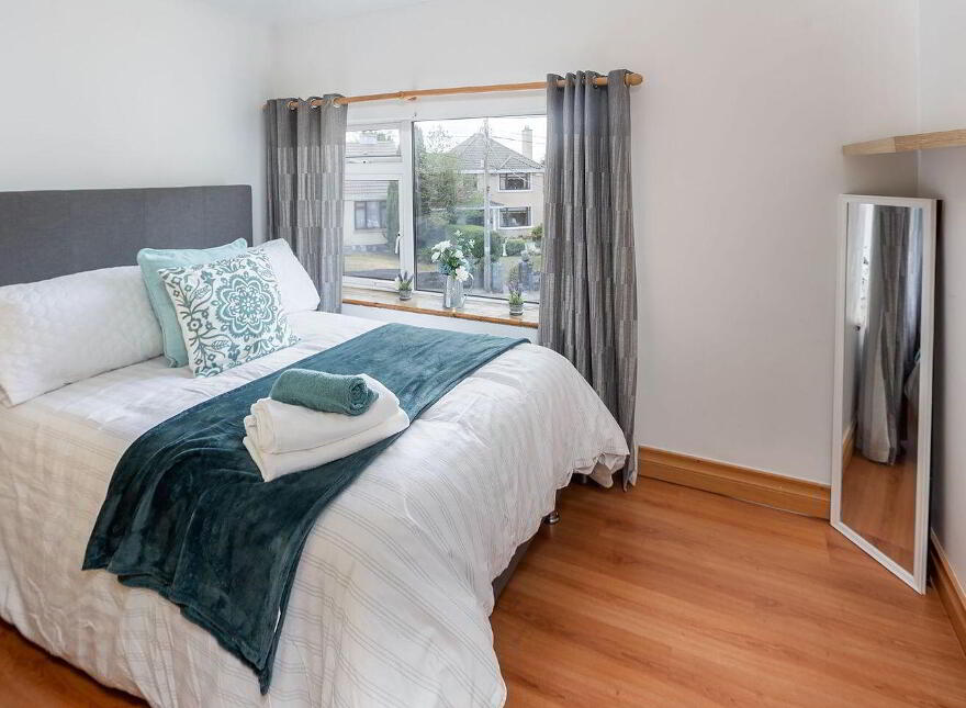 11 Lotabeg Terrace, Mayfield, Silversprings, T23F9V6