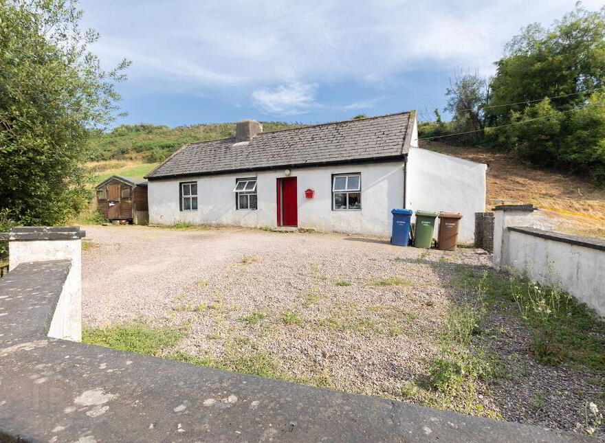 Downey's Cottage, Scarriff, Ballinacurra, Midleton, P25WC85