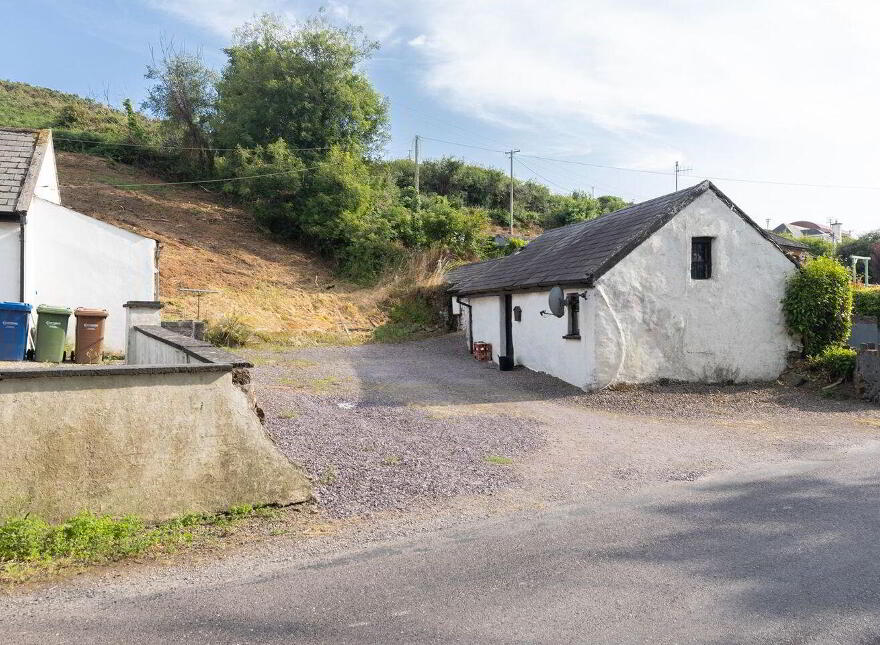 Downey's Cottage, Scarriff, Ballinacurra, Midleton, P25WC85