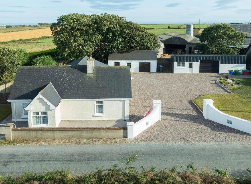 Ballyrobin, Cloyne, Midleton, P25XN28 photo