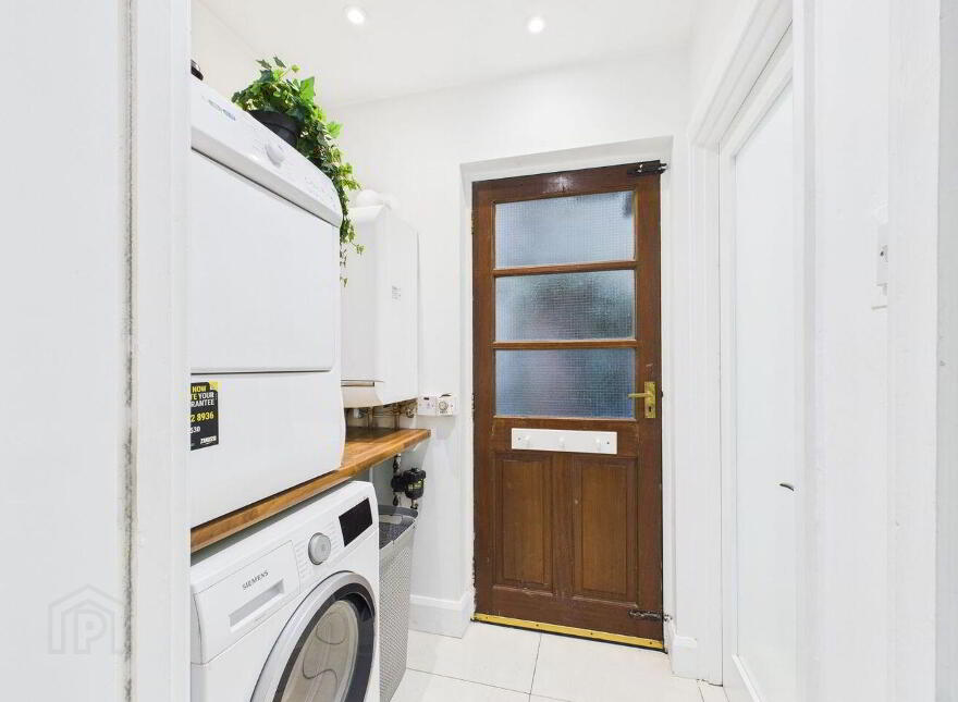 2 Castlewood Gardens, Pollerton Road, Pollerton, R93HC59