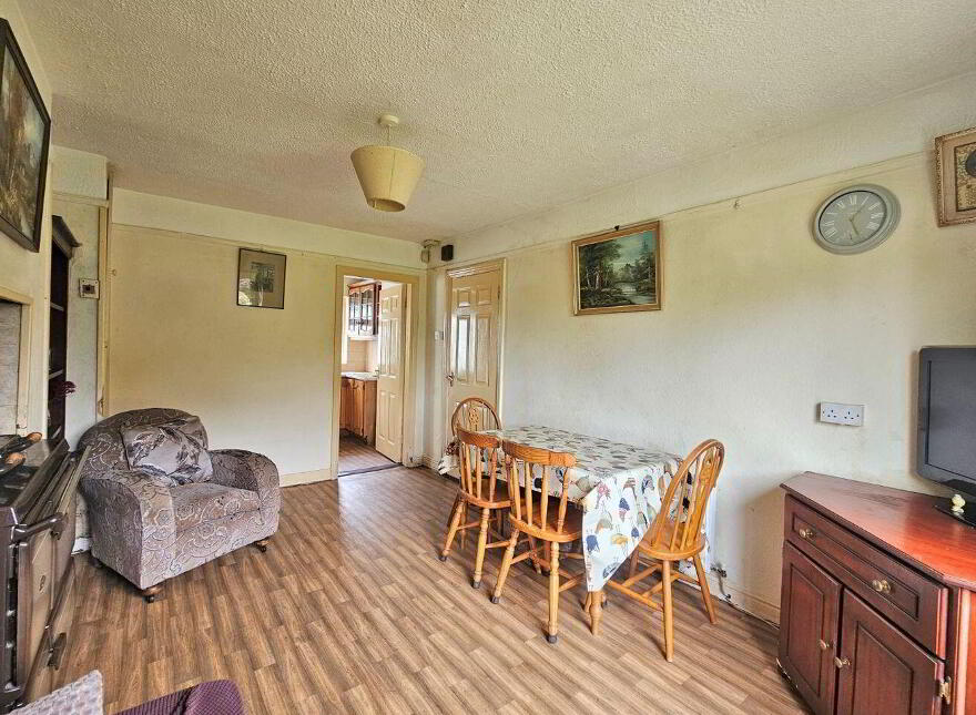 1981 Saint Brigids Avenue, Kilcullen, R56N634