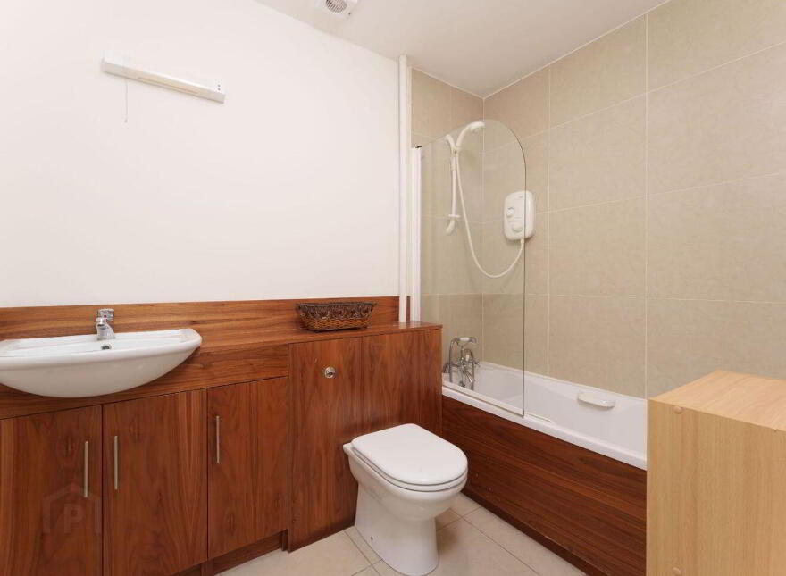 Apartment 2 Weighbridge Place, Suncroft, R56P659