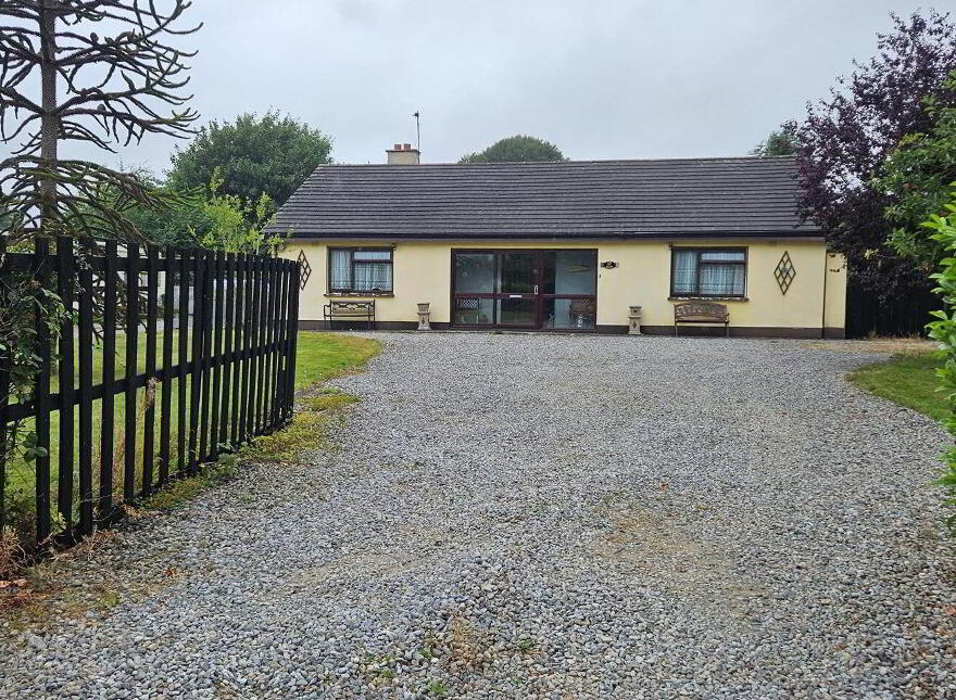 Grangemore, Milemill, Kilcullen, R56X033 photo
