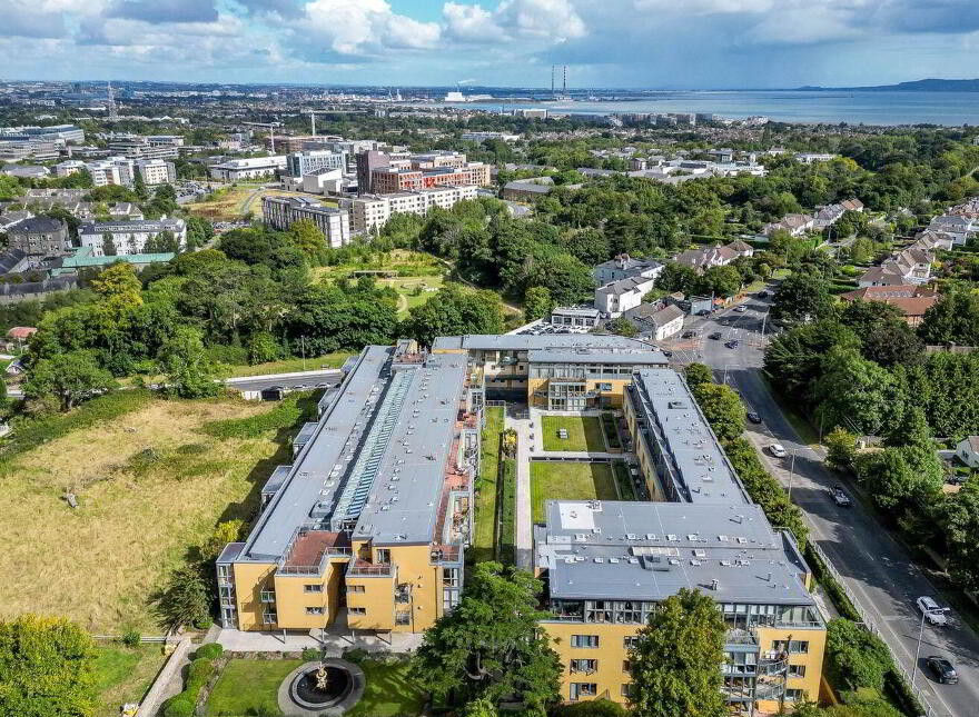 82 The Atrium, Roebuck Hill Apartments, Clonskeagh, Clonskeagh, D14V210