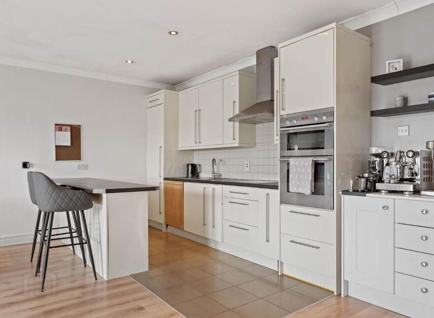 37 Fitzwilliam Quay, Ringsend, Irishtown, D04XE19