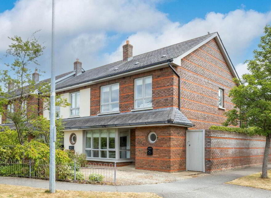 2 Kelston Avenue, Foxrock, Foxrock, D18WR68