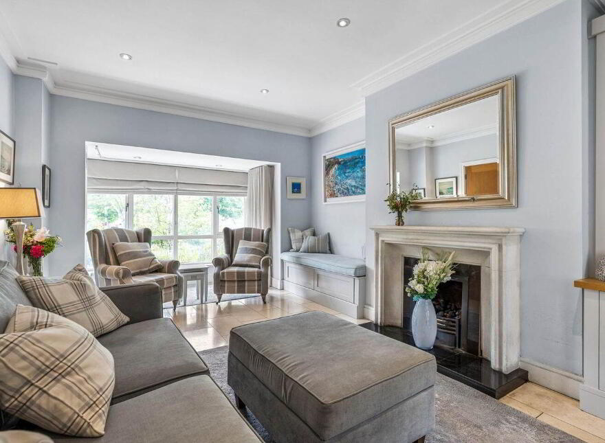 2 Kelston Avenue, Foxrock, Foxrock, D18WR68