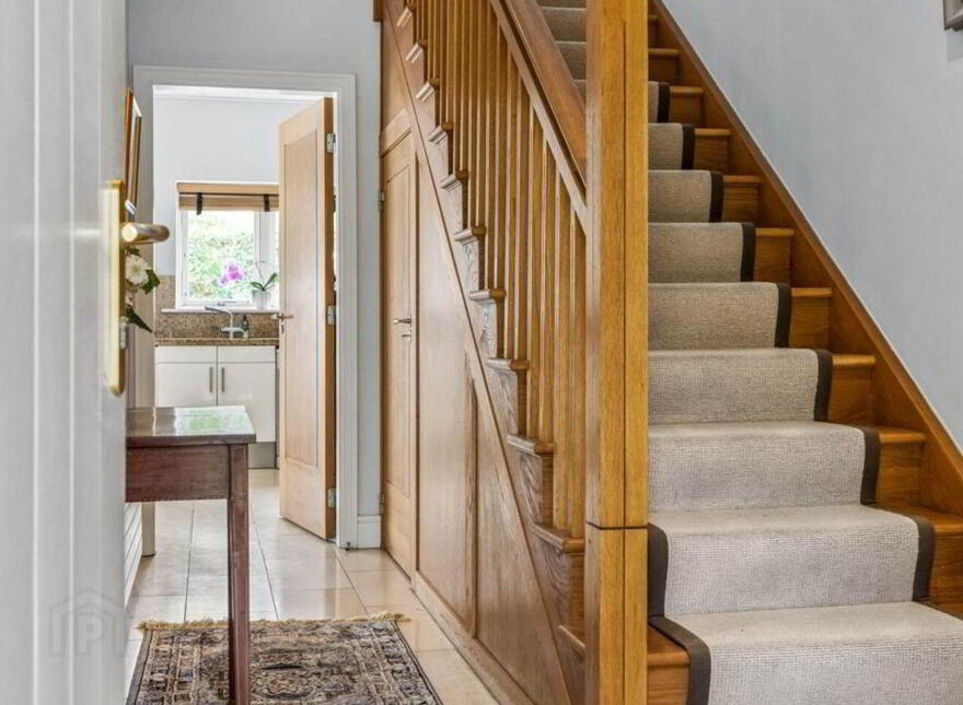 2 Kelston Avenue, Foxrock, Foxrock, D18WR68
