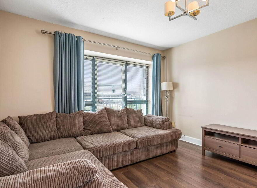 94 Shelbourne Park Apartments, South Lotts Road, Ringsend, Ringsend, D04NX30