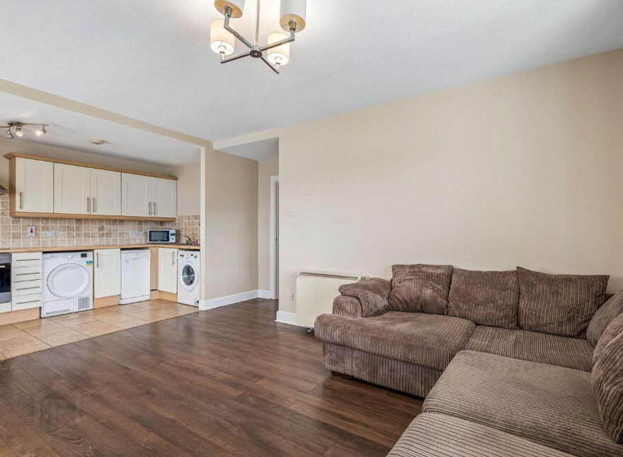 94 Shelbourne Park Apartments, South Lotts Road, Ringsend, Ringsend, D04NX30