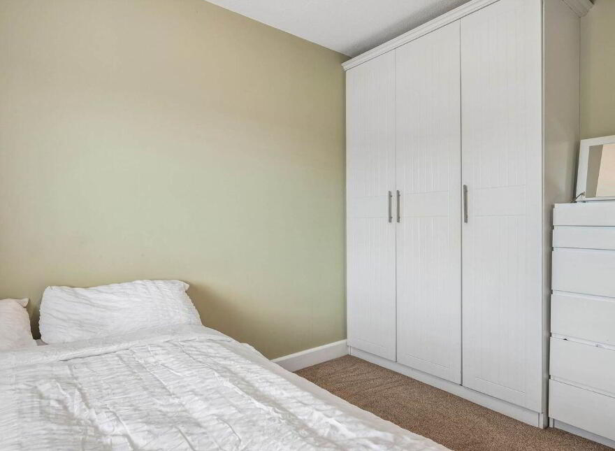 94 Shelbourne Park Apartments, South Lotts Road, Ringsend, Ringsend, D04NX30