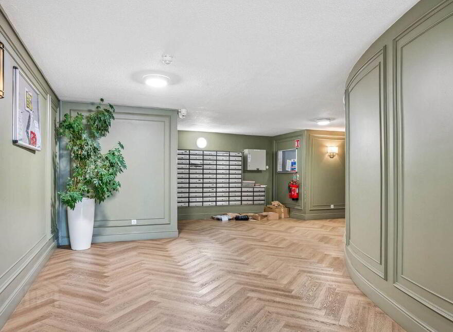 94 Shelbourne Park Apartments, South Lotts Road, Ringsend, Ringsend, D04NX30