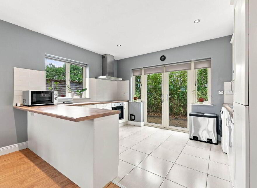 1a Edenmore Gardens, Raheny, Raheny, D05KP03