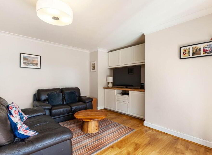 Apt 43, Glaslyn, Howth Road, Clontarf, Clontarf, D03TA16