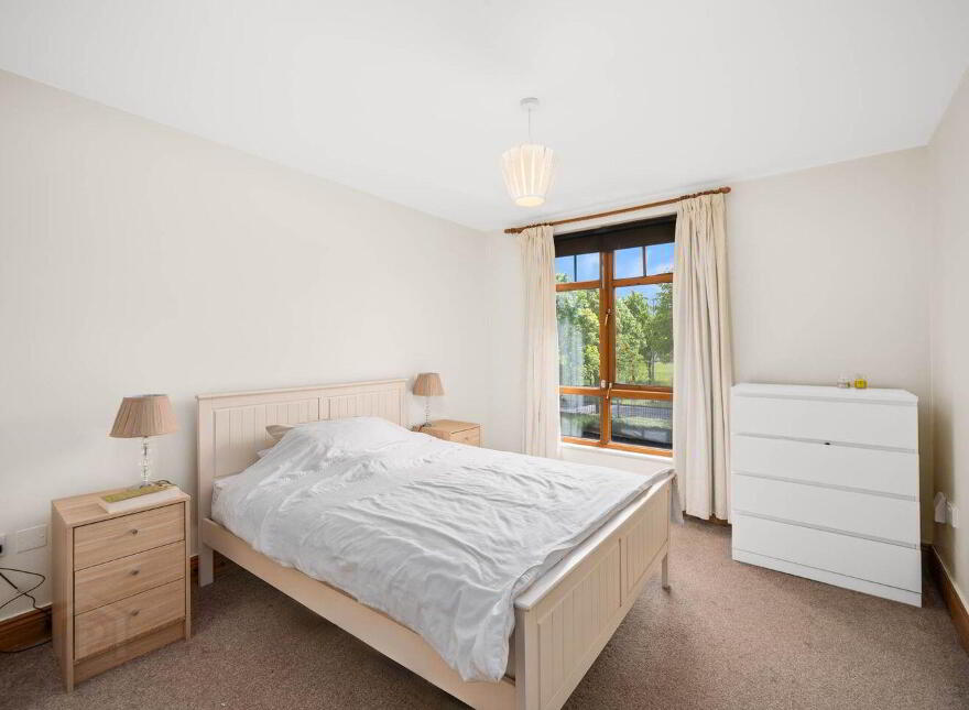 17 Woodbrook Park, Dublin 15, D15E704