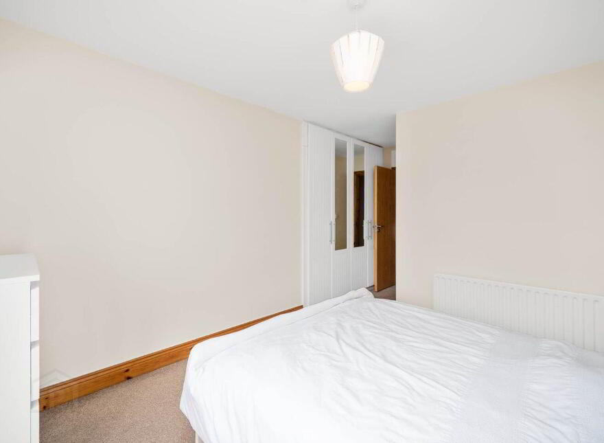 17 Woodbrook Park, Dublin 15, D15E704