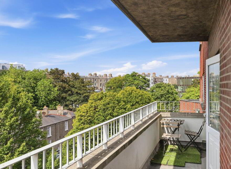 44 Cherry House, Mespil Estate, Sussex Road, Ballsbridge, D04A527