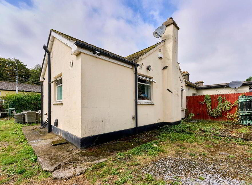 10 Saint Vincent`s Cottages, Blackhorse Avenue, Ashtown, D07H6Y7