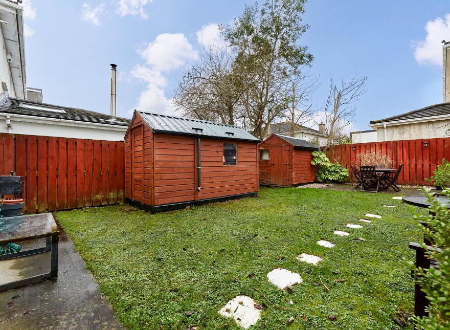 2 Riverwood Lawn, Castleknock, Castleknock, D15H9V4