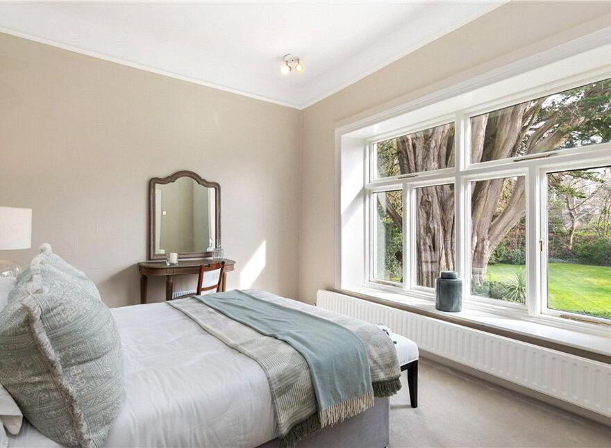 Larkfield, Church Road, Killiney, A96E928
