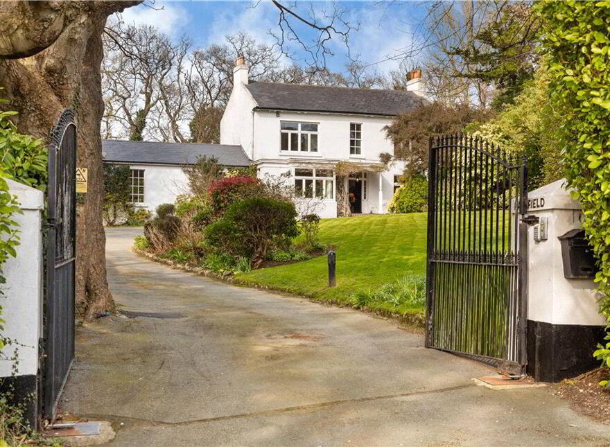 Larkfield, Church Road, Killiney, A96E928
