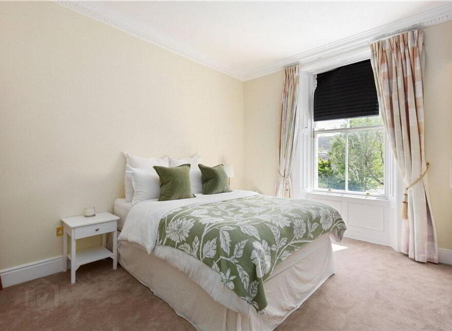 1 Breffni Terrace, Sandycove, A96FK46