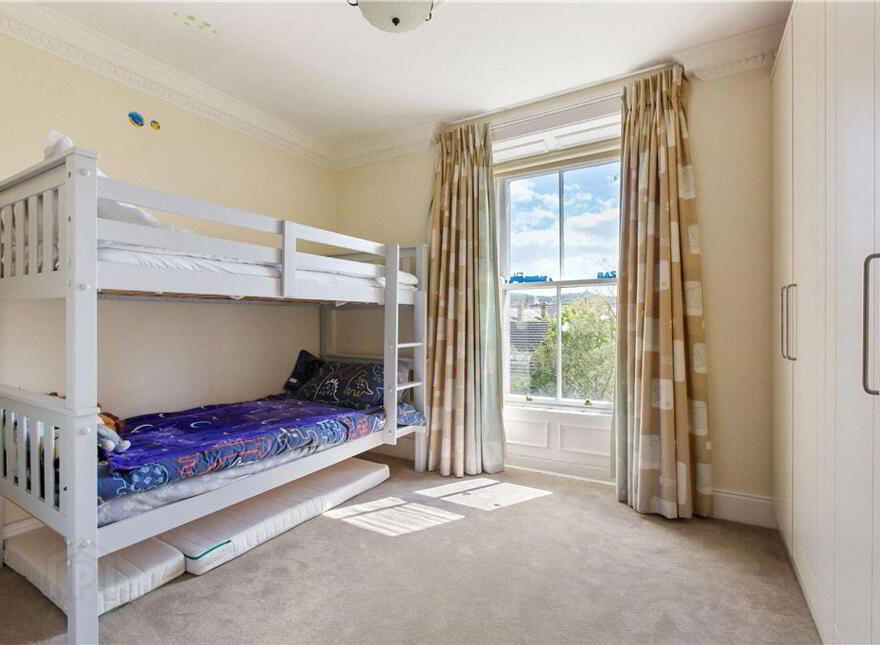 1 Breffni Terrace, Sandycove, A96FK46