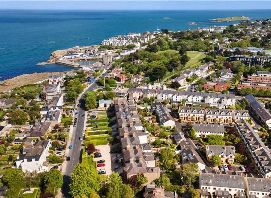 1 Breffni Terrace, Sandycove, A96FK46