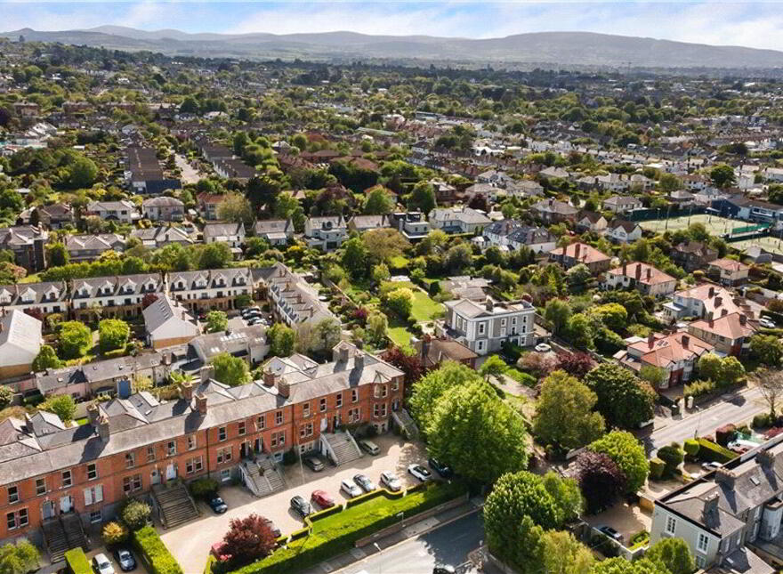 1 Breffni Terrace, Sandycove, A96FK46