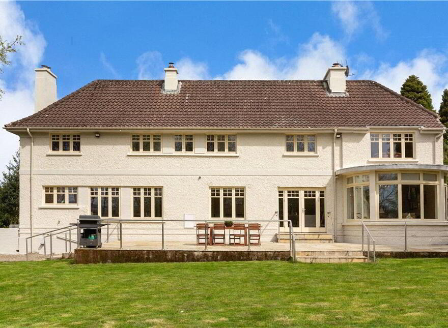 Coolroe, The Woods, Ballinclea Road, Killiney, A96X052