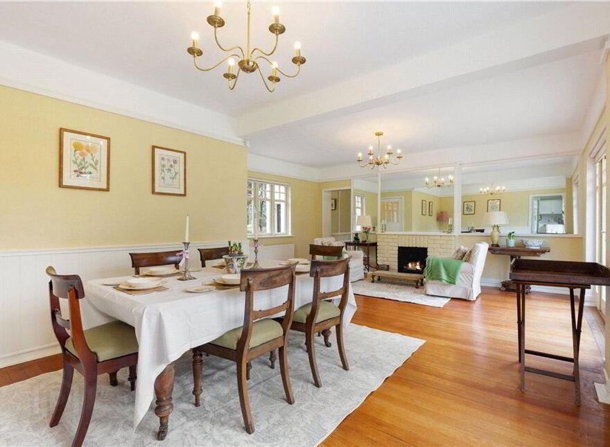 Coolroe, The Woods, Ballinclea Road, Killiney, A96X052