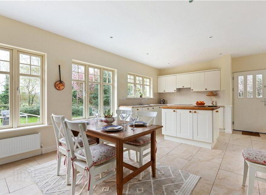 Coolroe, The Woods, Ballinclea Road, Killiney, A96X052
