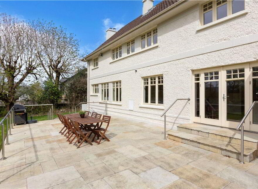 Coolroe, The Woods, Ballinclea Road, Killiney, A96X052
