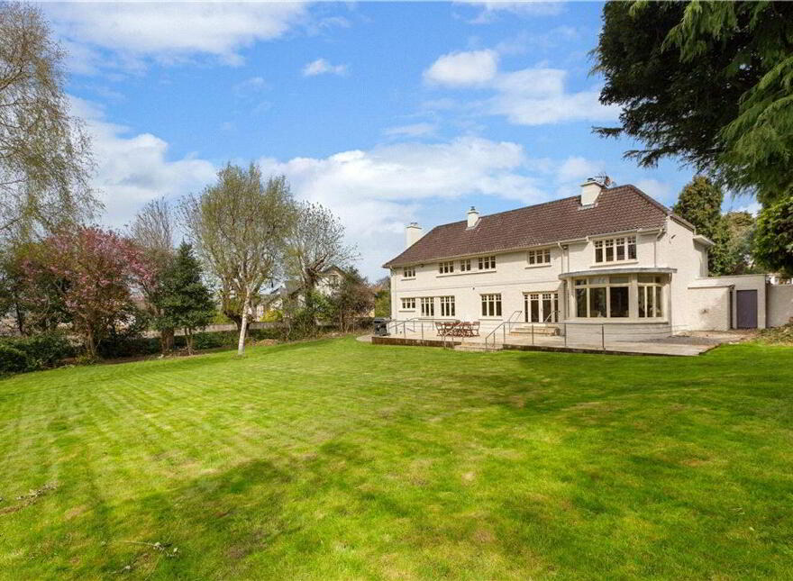 Coolroe, The Woods, Ballinclea Road, Killiney, A96X052