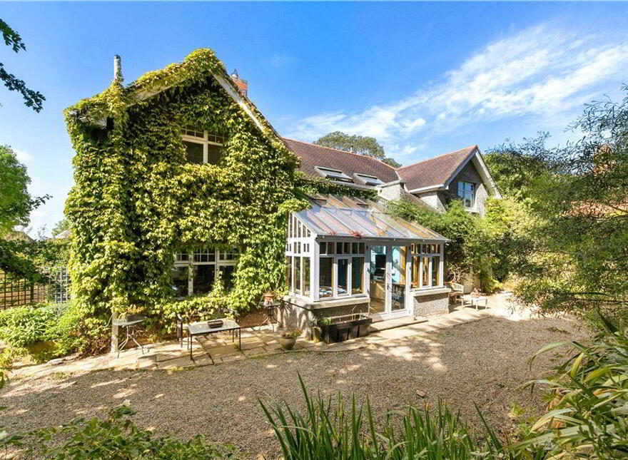 Mornington, Saval Park Road, Dalkey, A96D293