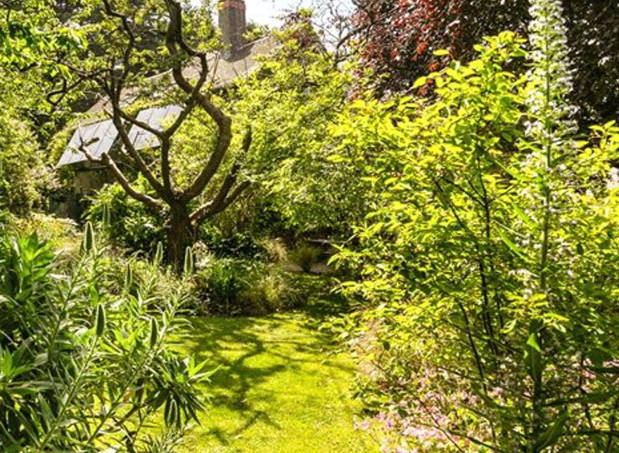 Mornington, Saval Park Road, Dalkey, A96D293