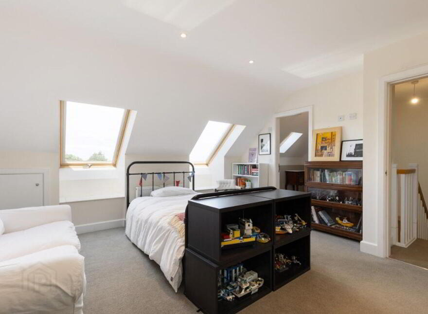 Seascape, 9A Mapas Road, Dalkey, A96FC63