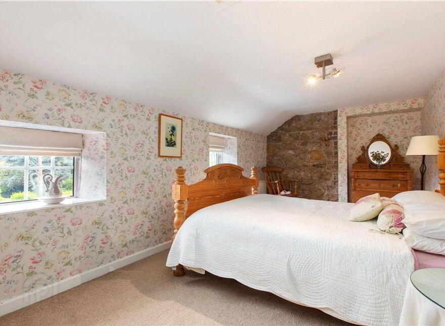 Avondale, Seafield Road, Killiney, A96K236