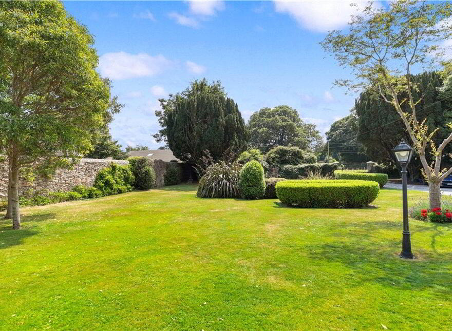 Avondale, Seafield Road, Killiney, A96K236